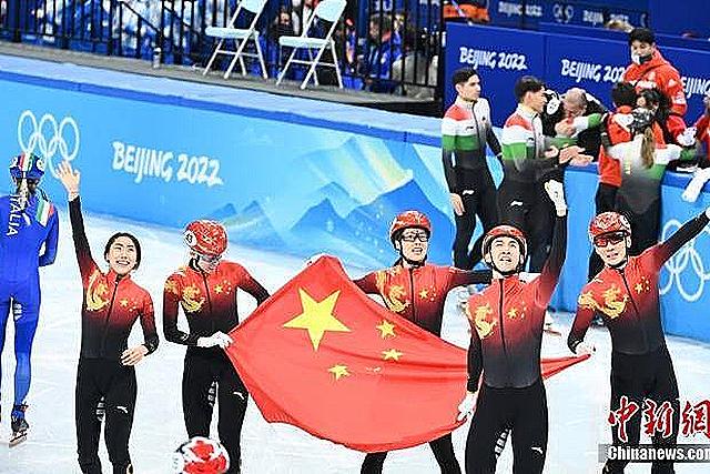 bwin国民队凯德卡瓦利与红袜队威尔森孔特雷拉斯因板凳清理事件遭停赛七场